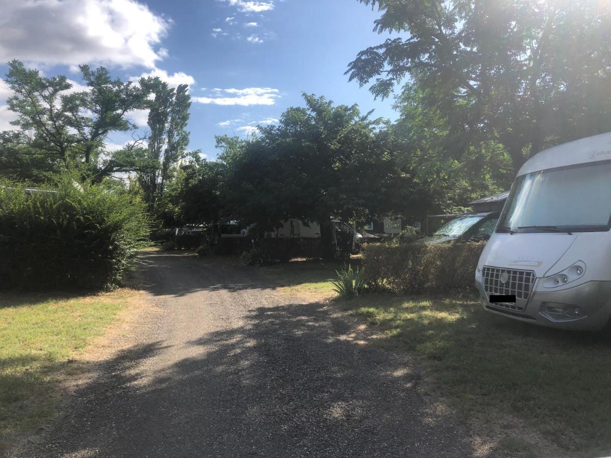 Camping Paradis Family Les Rives De L'Herault Gignac  Exterior foto