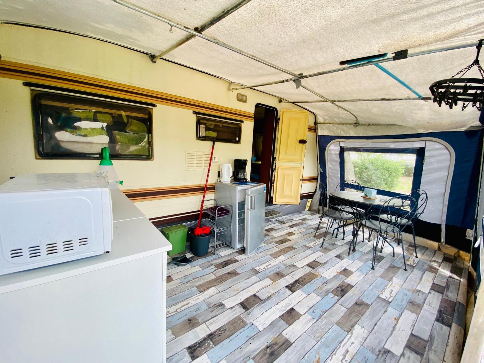Camping Paradis Family Les Rives De L'Herault Gignac  Exterior foto